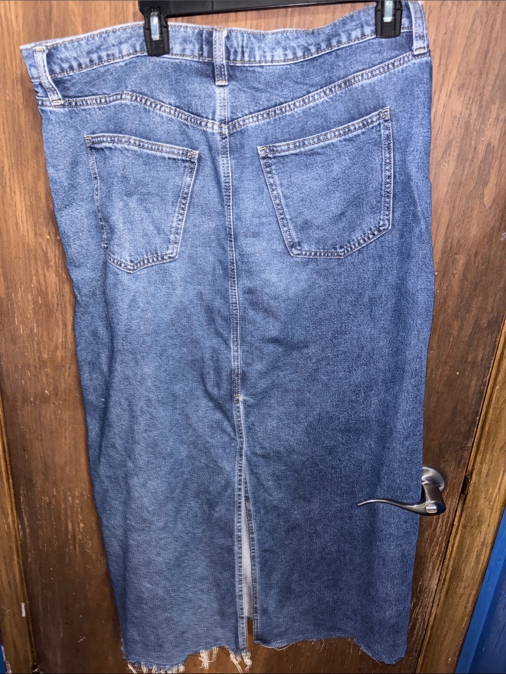 Universal Thread Dark Blue Denim Jeans with Contrast Stitching - Picture 10 of 15